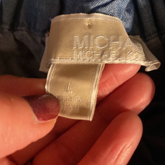 Michael Kors Off-Shoulder Top - Picture 3 of 5